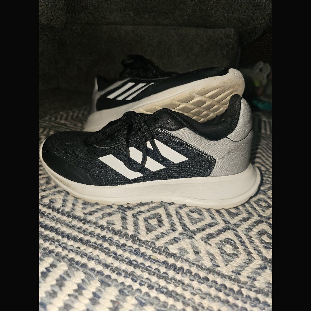 Adidas Sneakers YOUTH 3.5